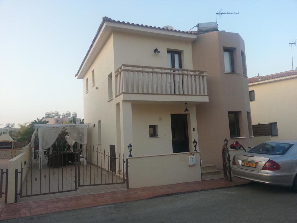 Gabriel Villa Protaras Rum bild