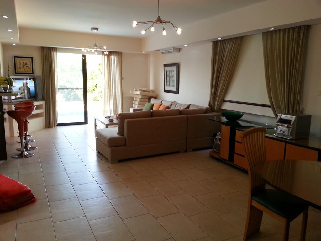 Gabriel Villa Protaras Rum bild